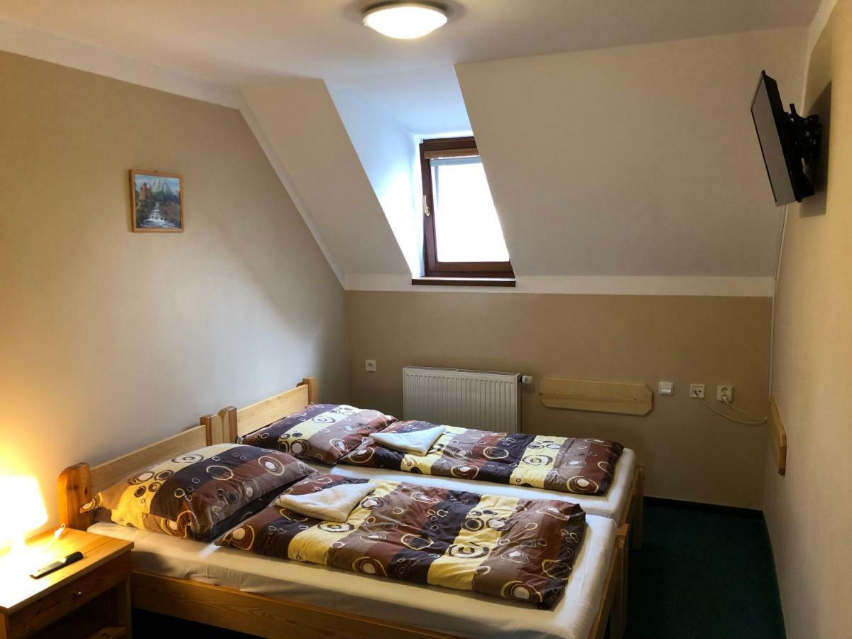 Penzion Samorost Jarosov nad Nezarkou Bagian luar foto