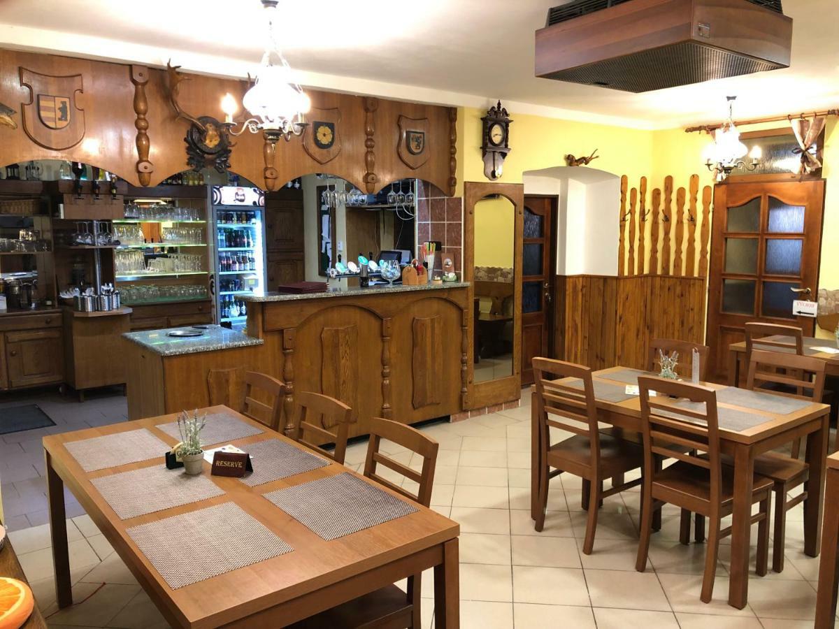 Penzion Samorost Jarosov nad Nezarkou Bagian luar foto